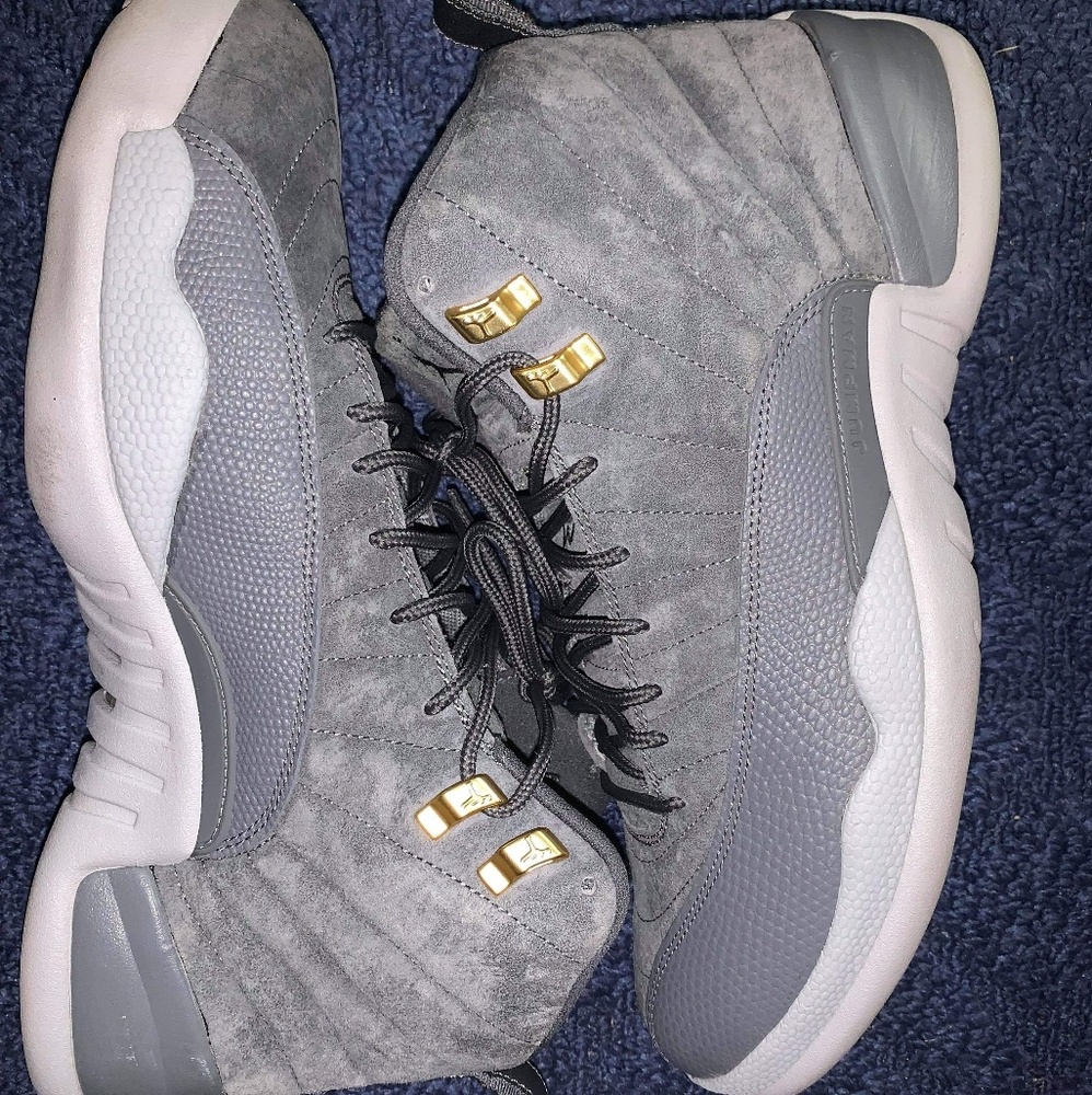 Jordan 12's